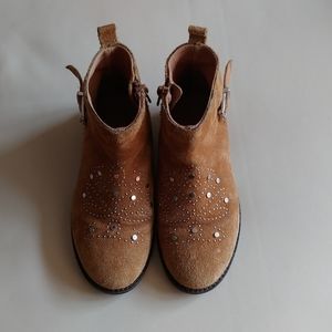 Zara girls booties in size eur29